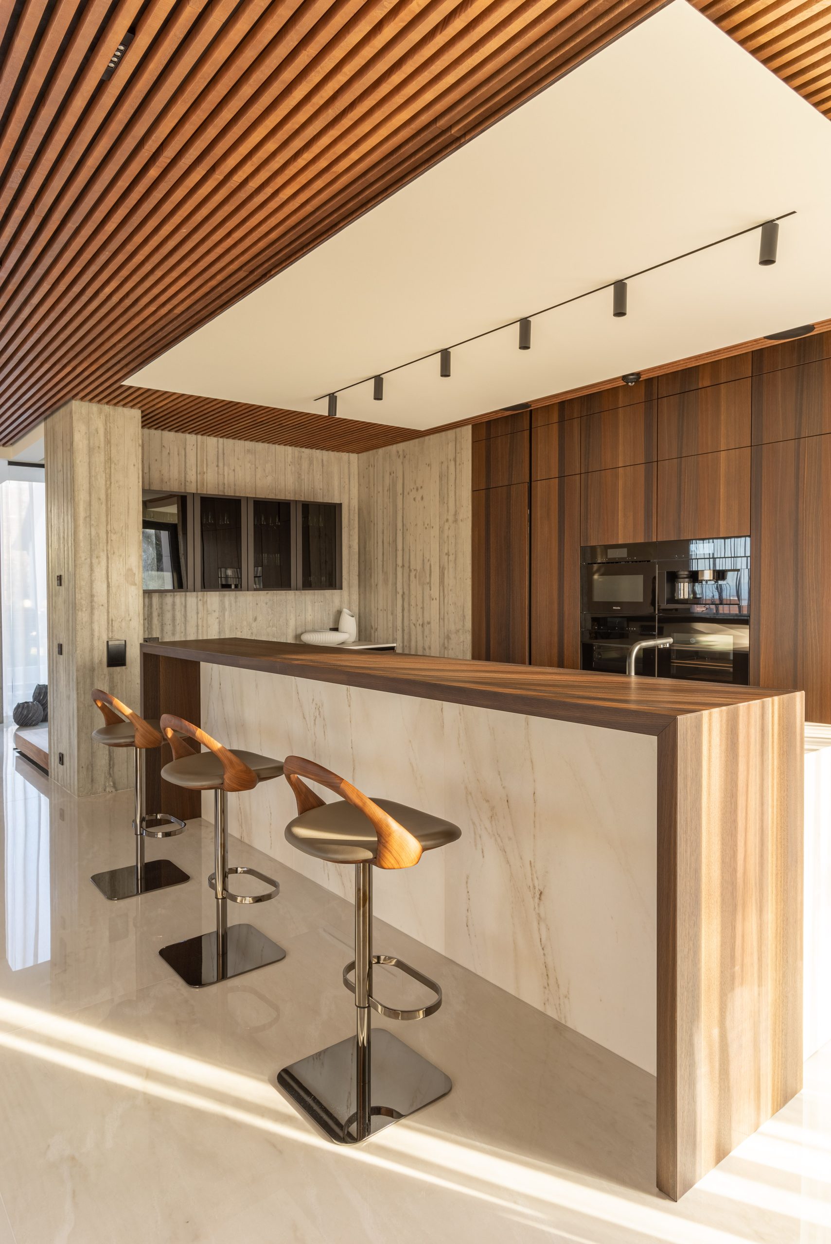 Kitchen image 1