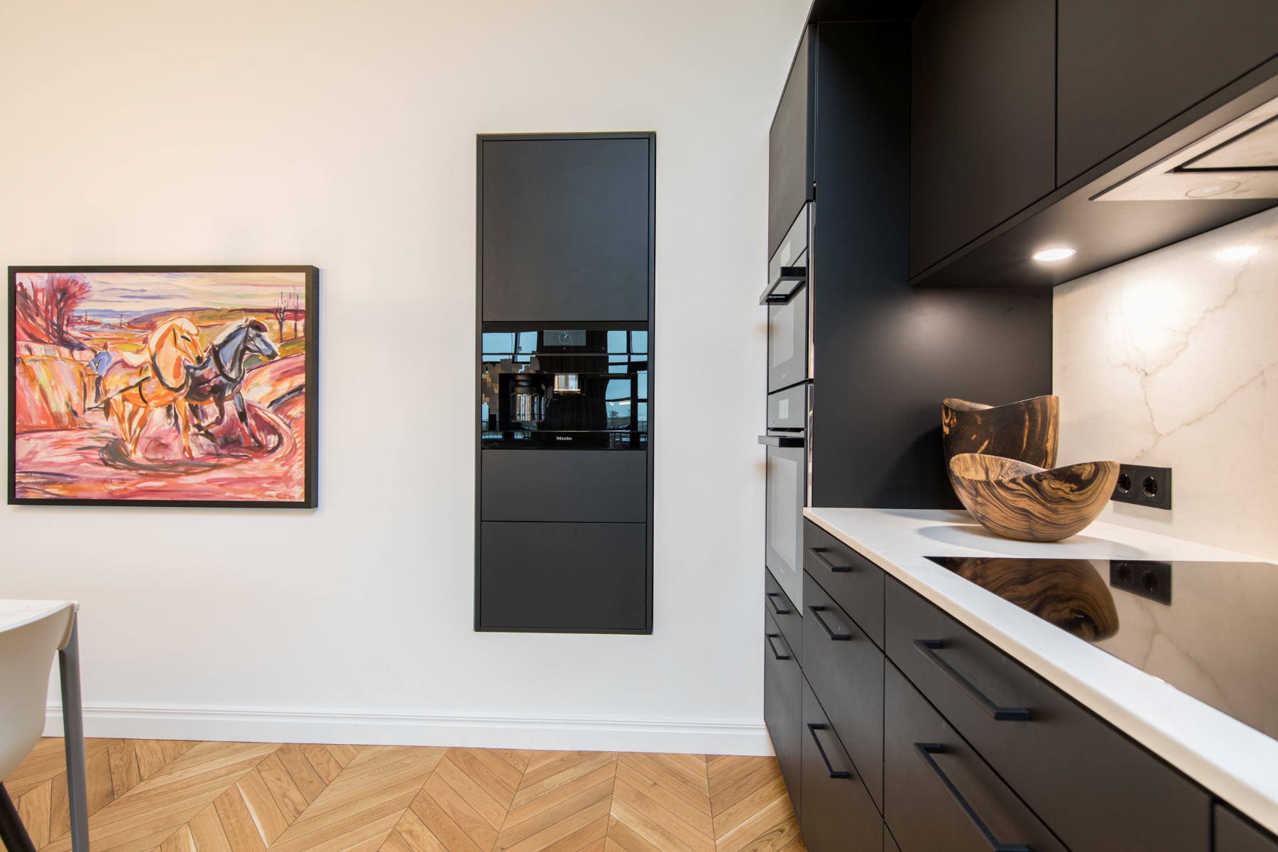 Kitchen image 1