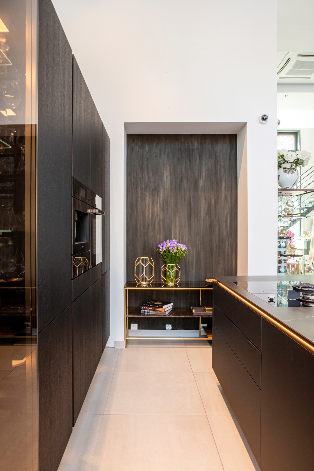 Kitchen image 1
