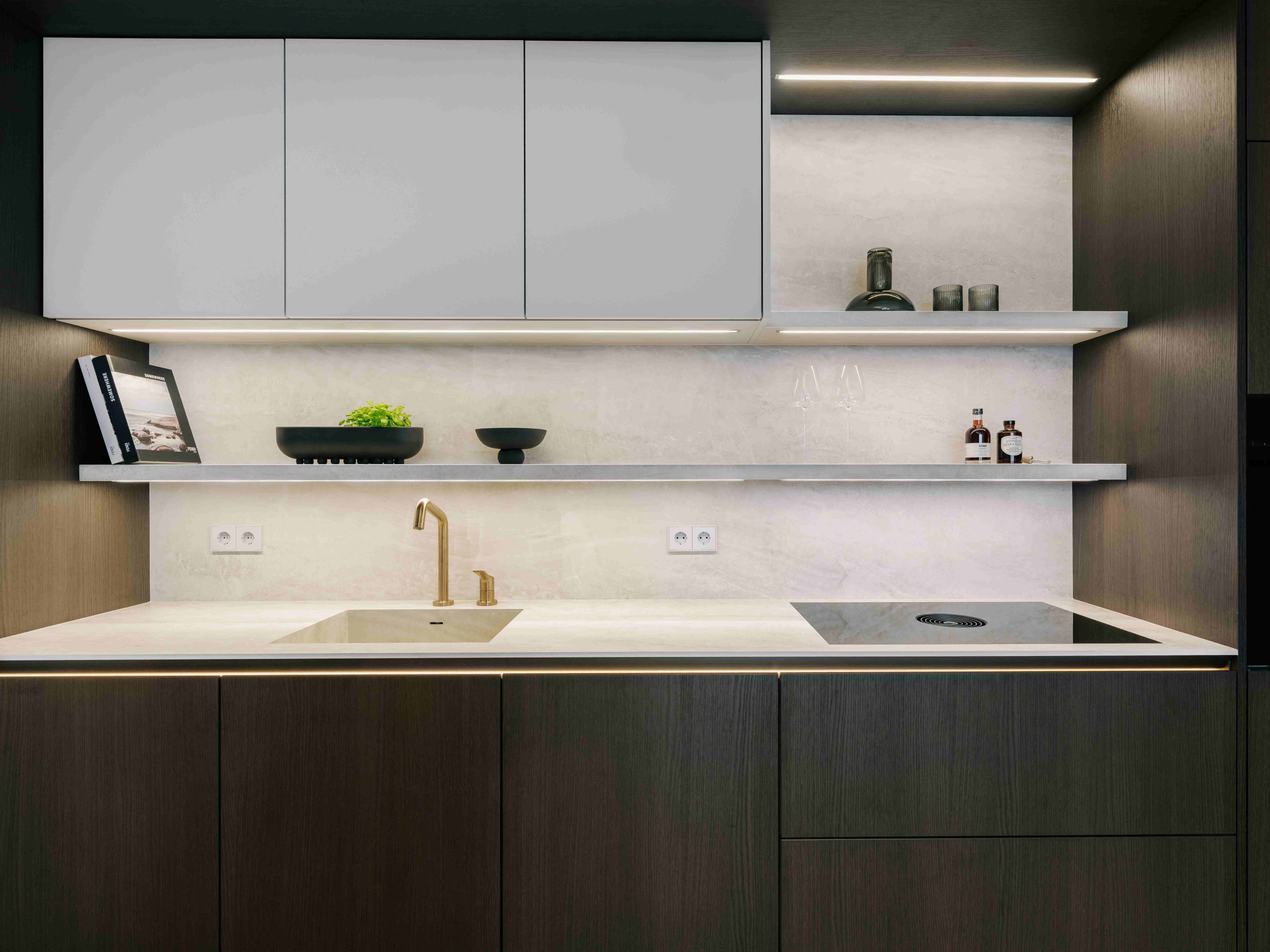 Kitchen image 1