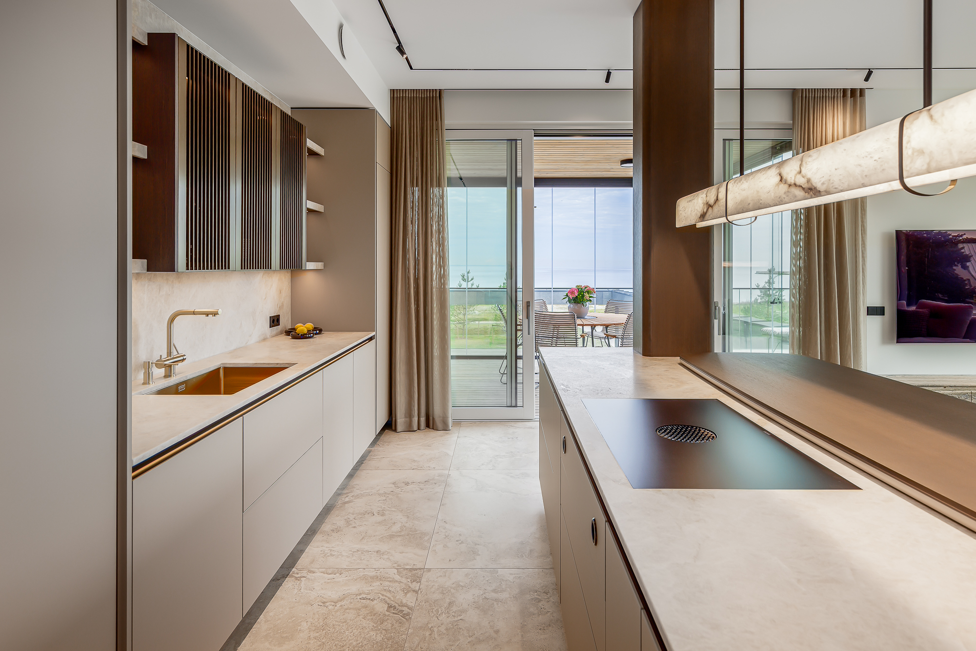 Kitchen image 1
